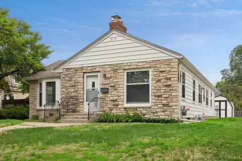 5925 Chicago Ave, Minneapolis, MN 55417