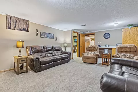 Living - 2693 225th Ave, Marshall, MN 56258 photo 7 of 7