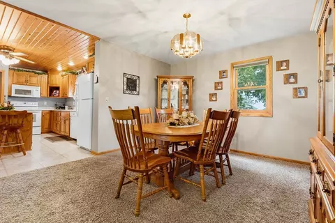 Dining - 2693 225th Ave, Marshall, MN 56258 photo 2 of 4