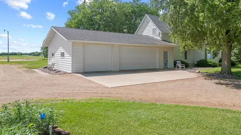 Exterior - 2693 225th Ave, Marshall, MN 56258 photo 12 of 14