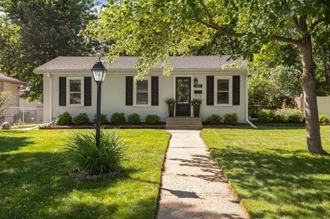 7505 North St, Saint Louis Park, MN 55426