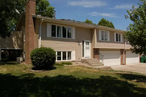 Exterior - 1693 Covington Ln, Eagan, MN 55122 photo 3 of 3