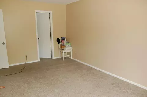 Bedroom - 1693 Covington Ln, Eagan, MN 55122 photo 2 of 4