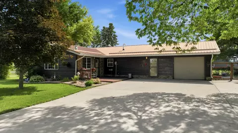 1733 Riverview Dr, Barron, WI 54812