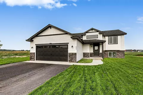 Exterior - 807 Prateria Ave, Avon, MN 56310 photo 2 of 2