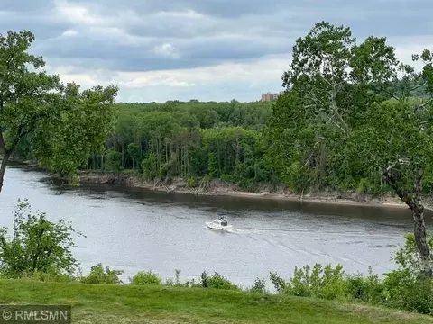1101 Sibley Memorial Hwy #209, Saint Paul, MN 55118