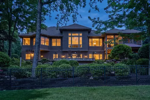 727 Fahlstrom Pl, Afton, MN 55001
