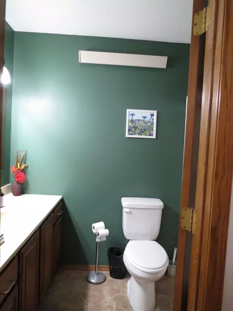 Bath - 912 3rd St N #7, Cold Spring, MN 56320 photo 1 of 2