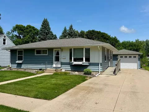 805 Olena Ave, Willmar, MN 56201