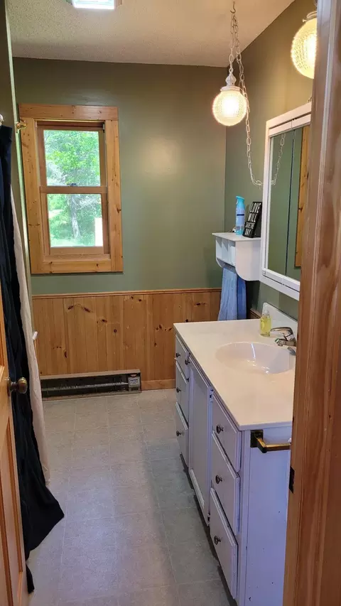Bath - 1375 Smith Dr NW, Pine River, MN 56474 photo 1 of 1