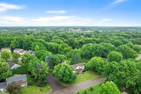 17030 30th Ave N, Plymouth, MN 55447