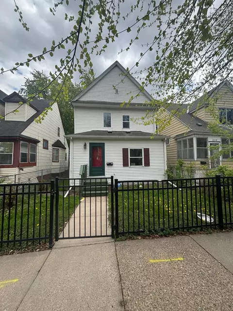 466 Edmund Ave, Saint Paul, MN 55103