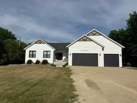 28492 Hogan Ave, Randolph, MN 55065