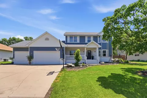 1004 Canterbury Ave NE, Buffalo, MN 55313