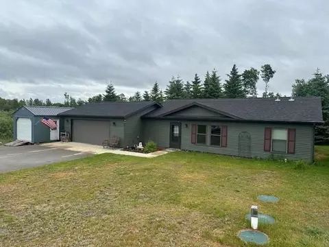 276 Whisperwood Ct SW, Bemidji, MN 56601