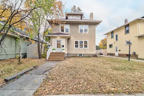 919 4th St N, Fargo, ND 58102