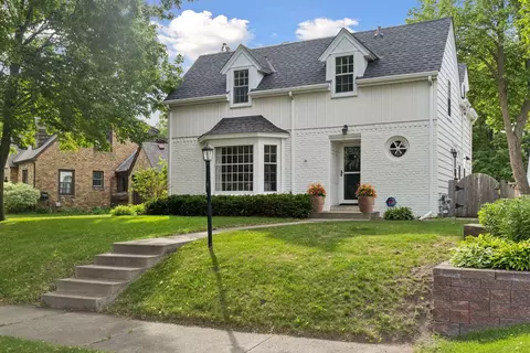 4209 Drew Ave N, Robbinsdale, MN 55422