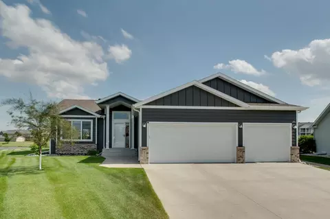 601 27th Ave W, West Fargo, ND 58078