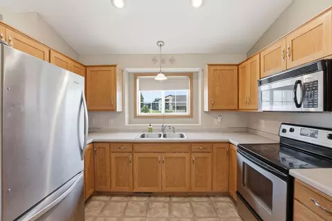 Kitchen - 2526 43rd Ave S, Saint Cloud, MN 56301 photo 3 of 5