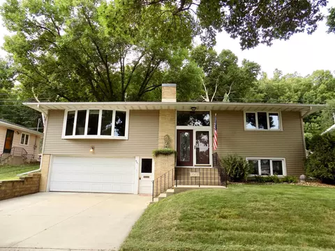961 11 14 St SW, Rochester, MN 55902