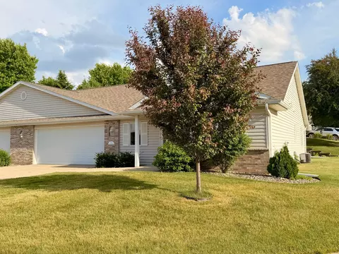703 15 12 Ave NW, Kasson, MN 55944