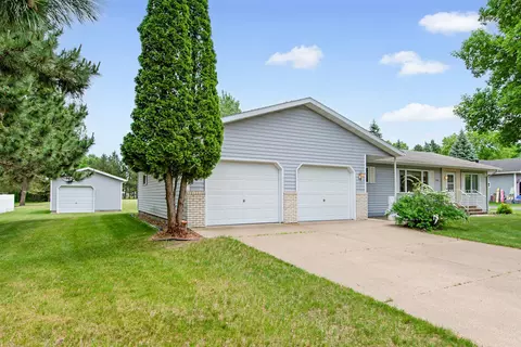 Exterior - 1001 Beech St, Brainerd, MN 56401 photo 2 of 11