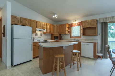 Kitchen - 1001 Beech St, Brainerd, MN 56401 photo 1 of 4