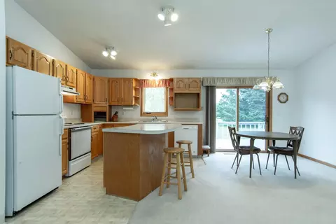 Kitchen - 1001 Beech St, Brainerd, MN 56401 photo 2 of 4