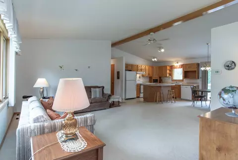 Living - 1001 Beech St, Brainerd, MN 56401 photo 1 of 3