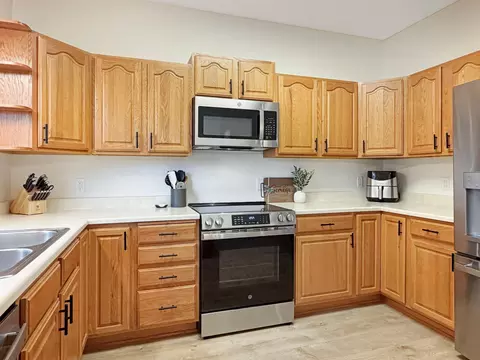 Kitchen - 211 Rainbow Dr, Marshall, MN 56258 photo 3 of 4