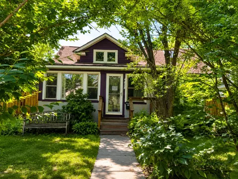 4428 46th Ave S, Minneapolis, MN 55406