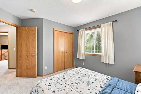 Bedroom - 2412 Maple Ct, Buffalo, MN 55313 photo 6 of 8