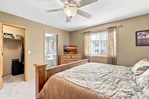 Bedroom - 2412 Maple Ct, Buffalo, MN 55313 photo 4 of 8