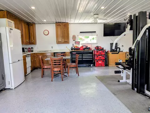 Kitchen - 321 3rd Ave NE, Eagle Bend, MN 56446 photo 14 of 15