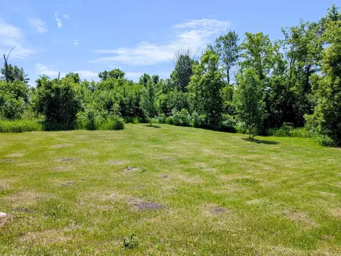 Exterior - 321 3rd Ave NE, Eagle Bend, MN 56446 photo 15 of 19