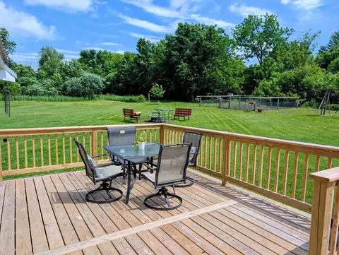 Exterior - 321 3rd Ave NE, Eagle Bend, MN 56446 photo 1 of 19