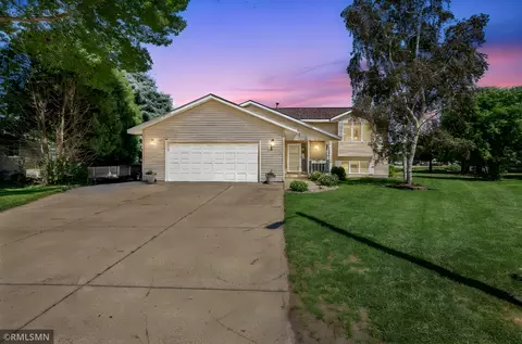 513 Sumac Rd, Madison Lake, MN 56063