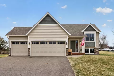 25495 10th St W, Zimmerman, MN 55398