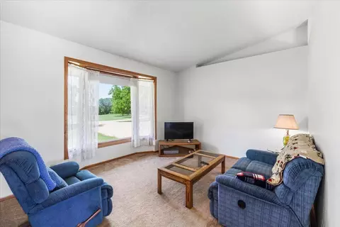 6136 Meridian Ave S, Montrose, MN 55363