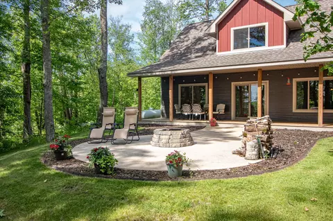Exterior - 22281 Shadow Point Rd, Emily, MN 56447 photo 2 of 14