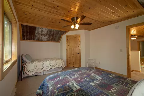 Bedroom - 22281 Shadow Point Rd, Emily, MN 56447 photo 5 of 8
