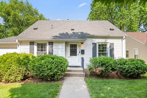6733 Sheridan Ave S, Richfield, MN 55423