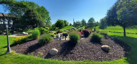 Exterior - 3420 Golfview Dr #121, Eagan, MN 55123 photo 2 of 10