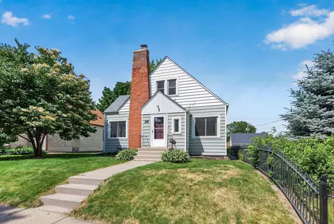 1051 Ottawa Ave, West Saint Paul, MN 55118
