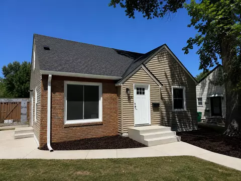 2930 Texa Tonka Ave, Saint Louis Park, MN 55426