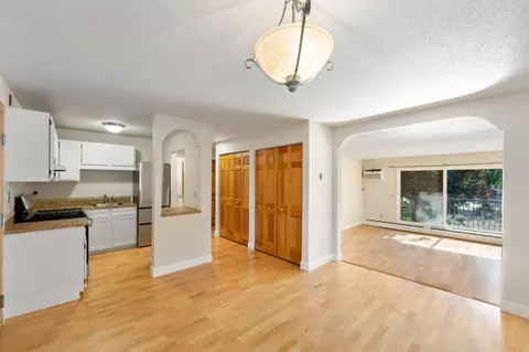 4820 Park Commons Dr #235, Saint Louis Park, MN 55416
