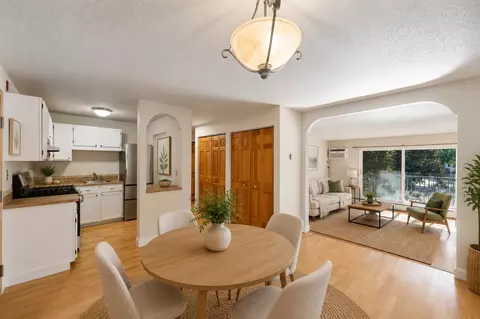 4820 Park Commons Dr #235, Saint Louis Park, MN 55416