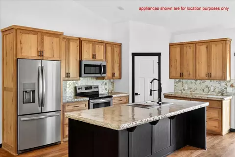 Kitchen - 12100 Olson Rd, Harris, MN 55032 photo 3 of 6