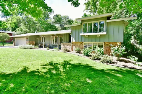 2005 13th St S, Saint Cloud, MN 56301