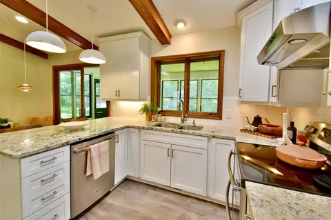 Kitchen - 2005 13th St S, Saint Cloud, MN 56301 photo 2 of 8
